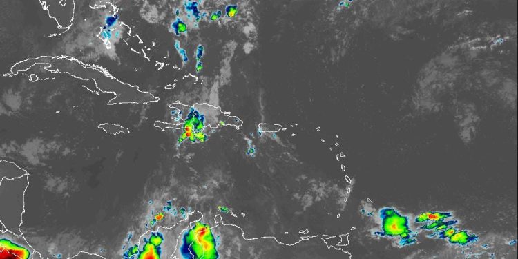 Indomet: Vaguada seguirá provocando aguaceros moderados a fuertes, tormentas eléctricas y ráfagas de viento