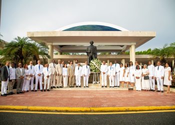 UASD inicia celebración de sus 488 años con llamado a fortalecer la educación superior pública