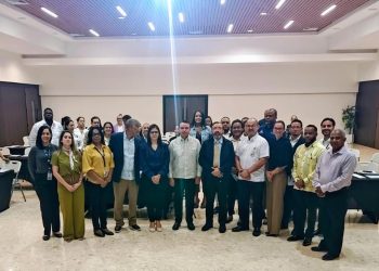 SNS celebra primer encuentro nacional sobre registro en línea del Certificado de Nacido Vivo