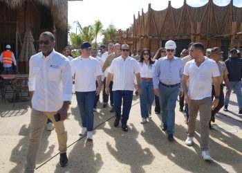 Alejandro Campos afirma Port Samaná estará lista para recibir su primer crucero en noviembre y proyecta un millón de visitantes en 2030