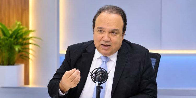 Vinicio Castillo ve hostilidad de Haití convocar a Embajador RD