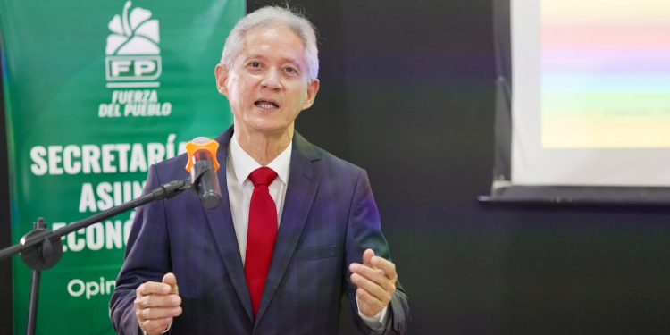 FP cuestiona alza del marbete en plena escalada de los combustibles y denuncia indexación fiscal asimétrica