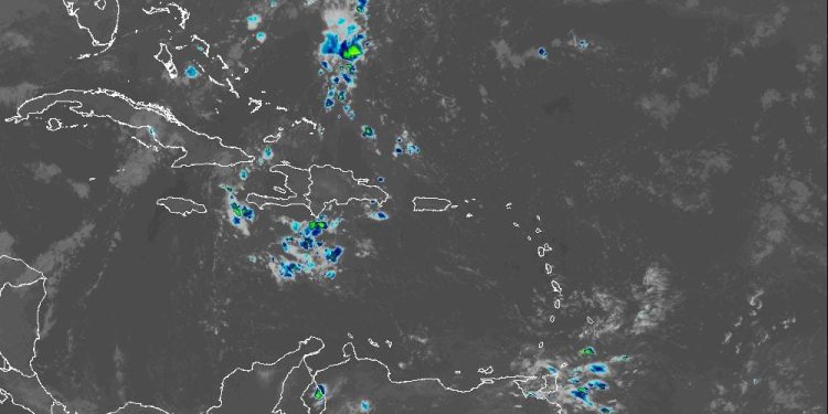 Indomet pronostica aguaceros, tormentas eléctricas y ráfagas de viento en varias regiones del país