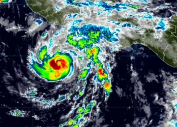 Huracán Trudy alcanza categoría 3 y amenaza con intensificarse frente al Pacífico mexicano