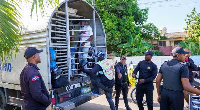 Santo Domingo registra más detenciones migratorias durante operativos de la DGM