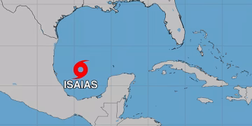 Isaías se convierte en huracán categoría 1; no representa peligro para RD
