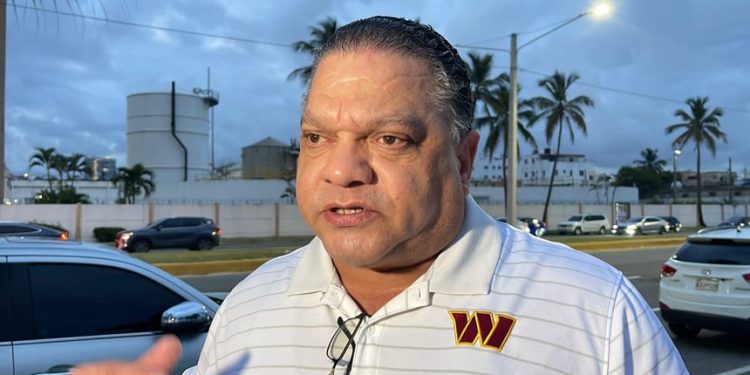 Precio del pasaje no aumentará pese a incremento de los combustibles, asegura Mario Díaz